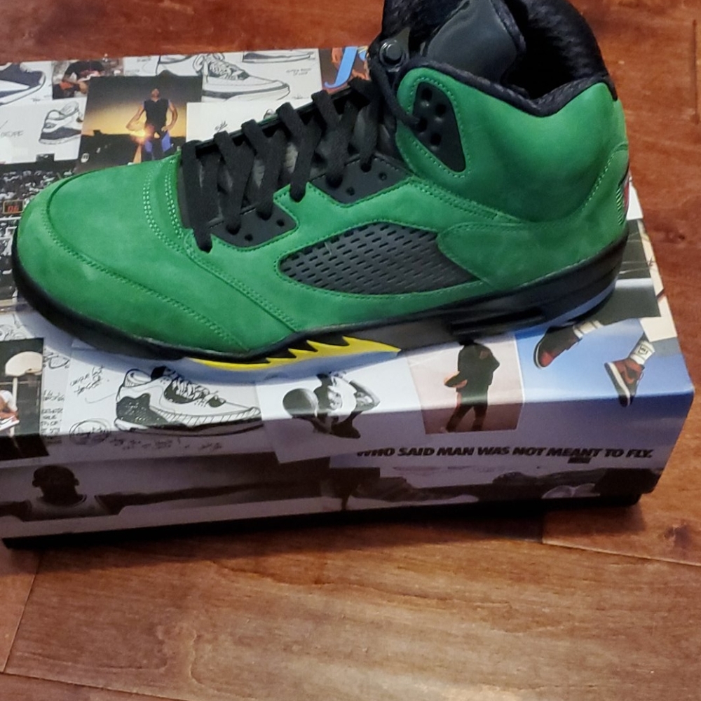 Air Jordan 5 Retro SE